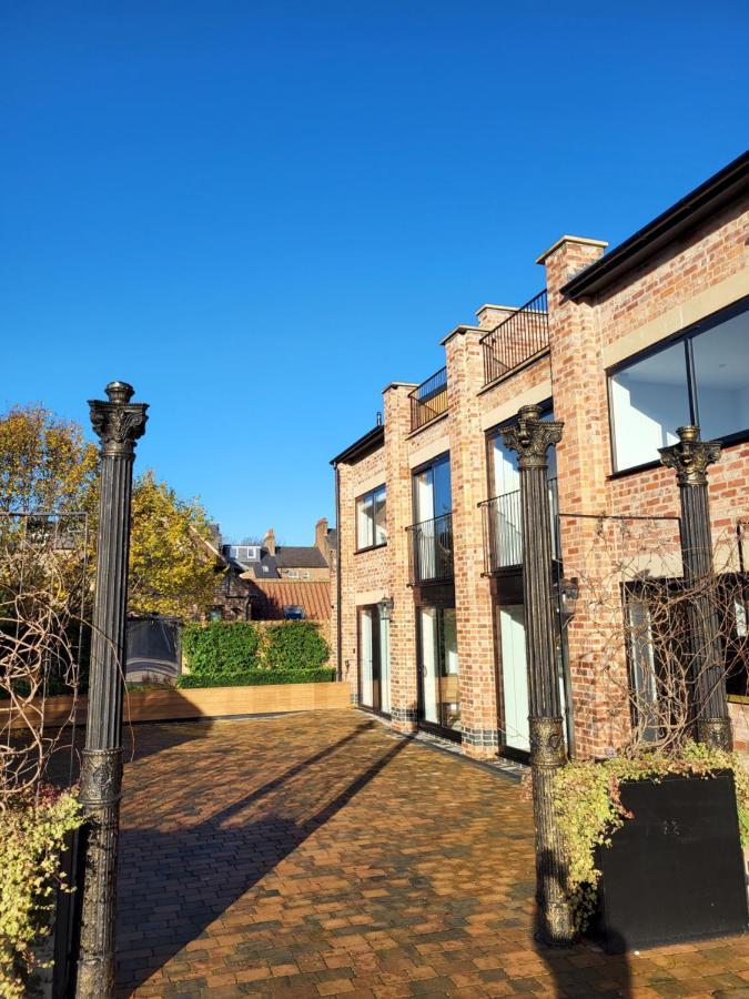 Marygate Mews Villa York Bagian luar foto